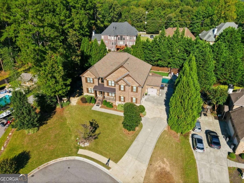 Photo of 605 Settles Brook Court, Suwanee, GA 30024 (MLS # 10872187)