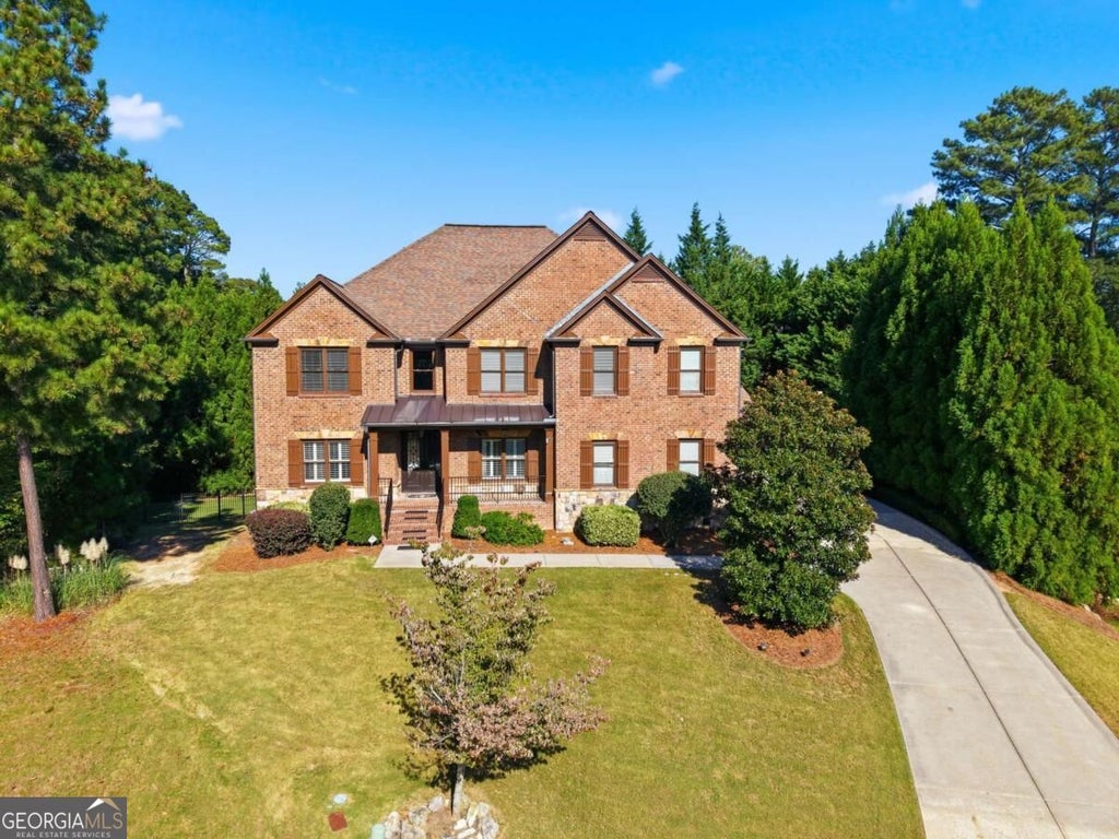 Photo of 605 Settles Brook Court, Suwanee, GA 30024 (MLS # 10872187)