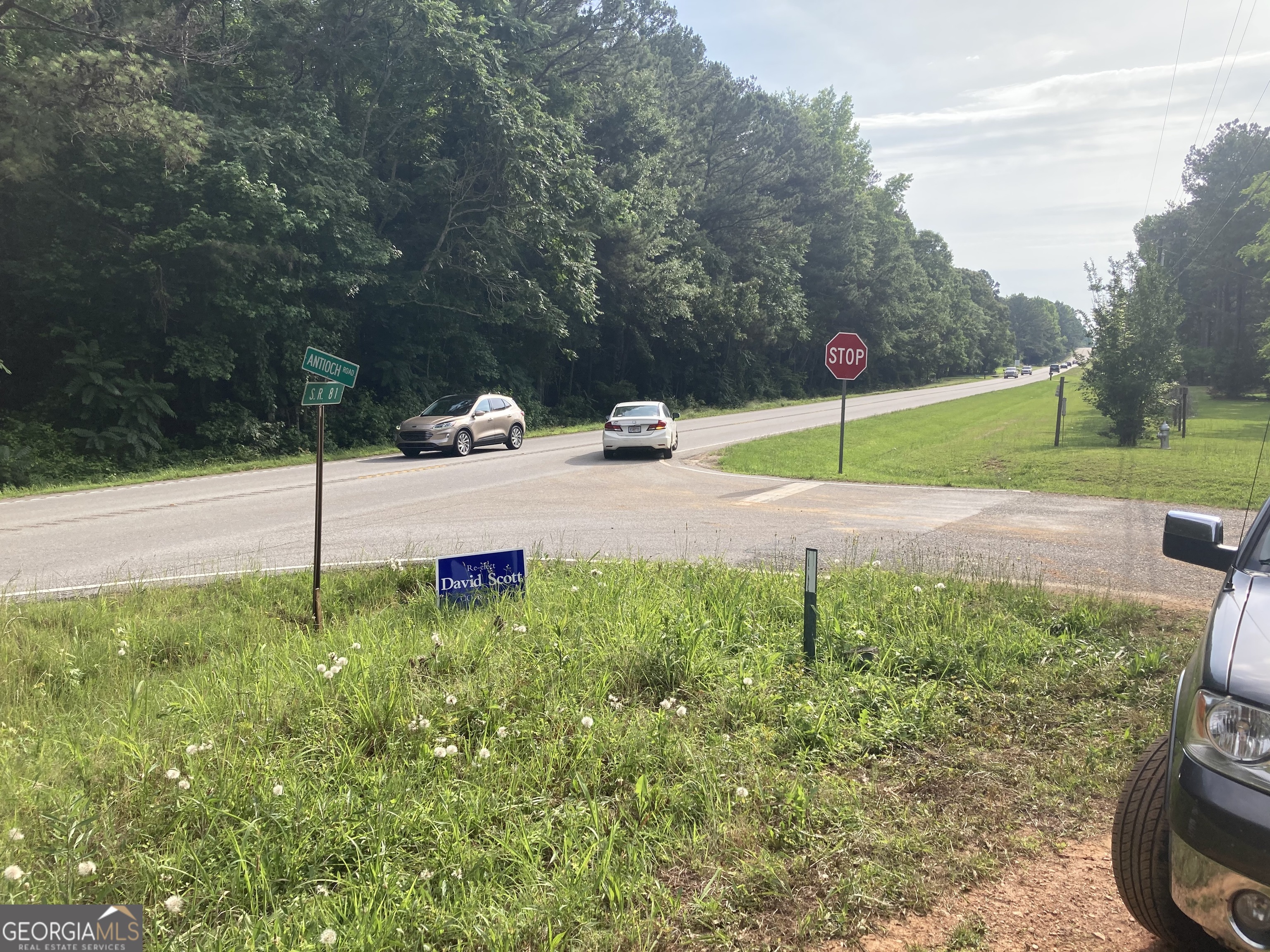 2963 81 HWY E
