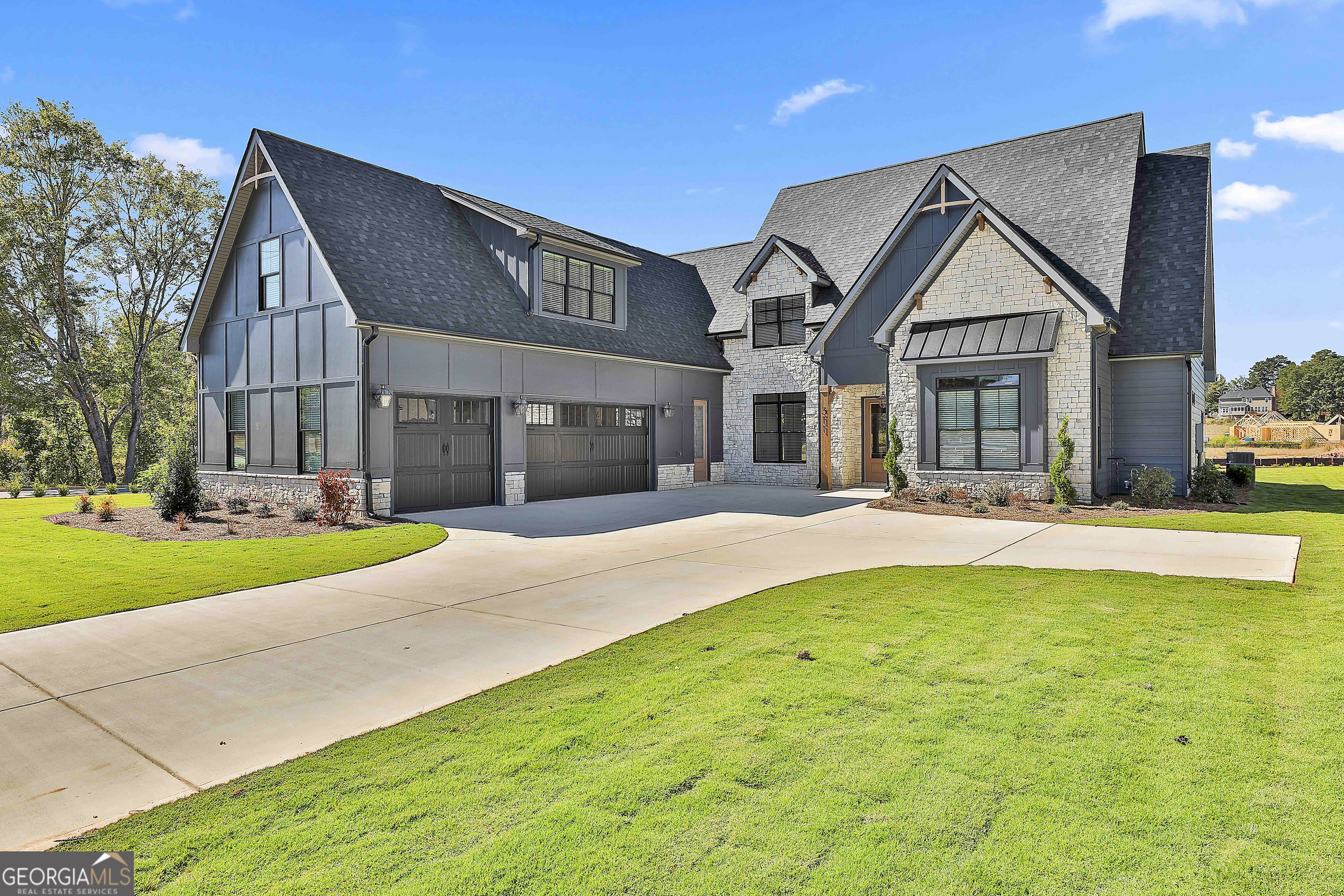 311 Ruffian CIR 52