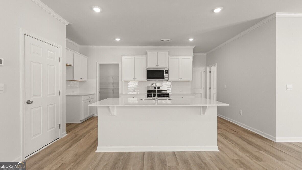 228 Lower Dogwood CT