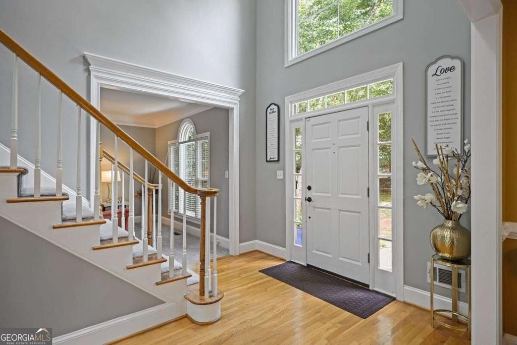 Photo of 200 Dewdrop Court, Johns Creek, GA 30022 (MLS # 10841992)