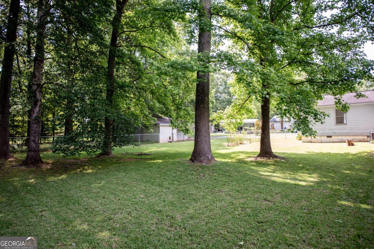 215 Cooper RD