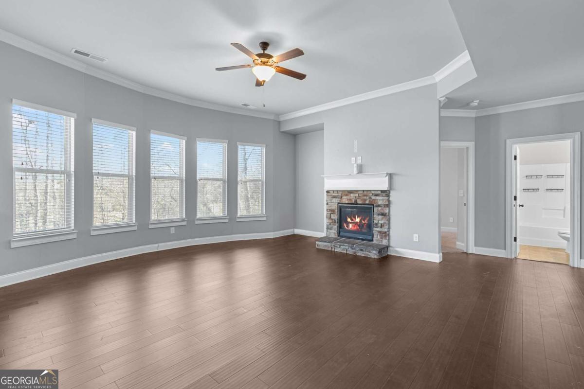 3313 ALHAMBRA CIR