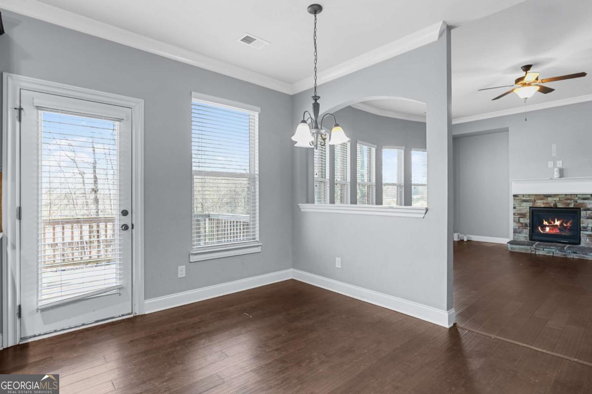 3313 ALHAMBRA CIR