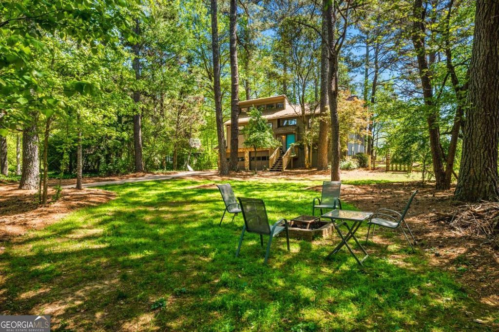 Photo of 6903 Heritage Place, Acworth, GA 30102 (MLS # 10732303)