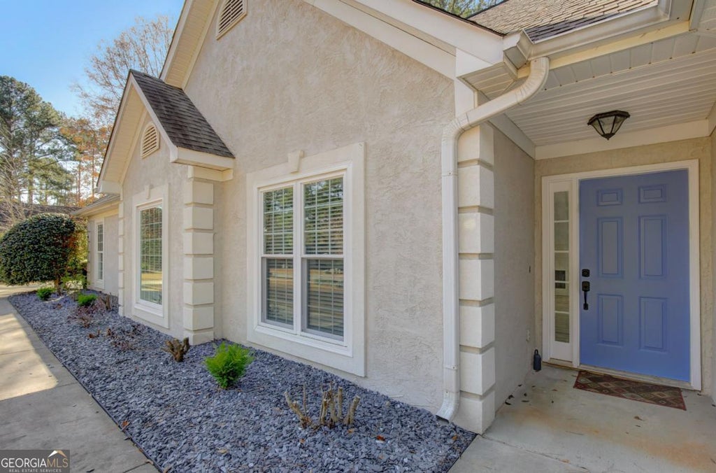 Photo of 60 Line Creek Lane, Sharpsburg, GA 30277 (MLS # 10836054)