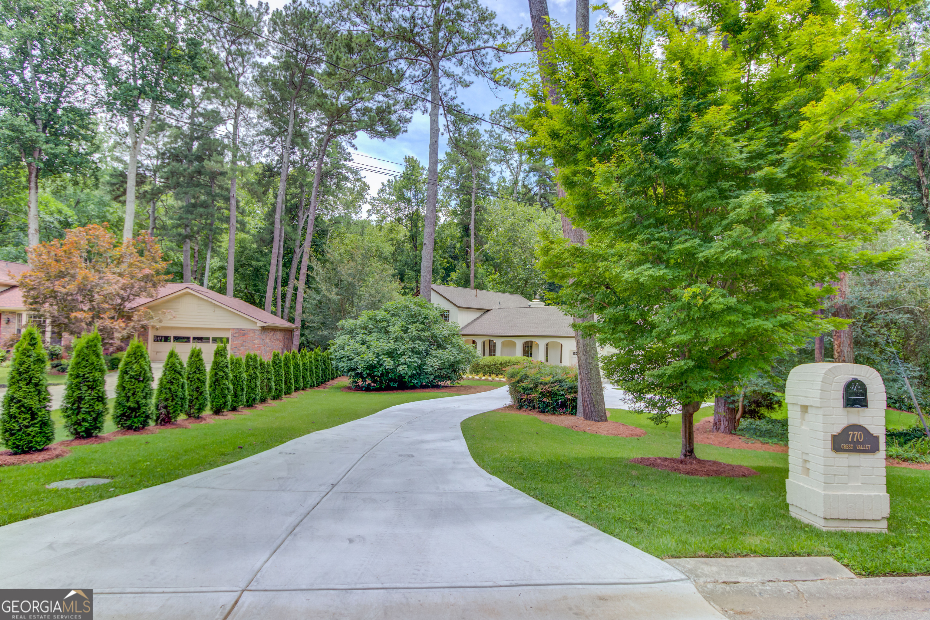 Moving to the ATL? Relocating for work? Make yourself at home in this updated midcentury modern home in the best location. Minutes from Chastain Park, schools, shopping, restaurants, offices and much more. This beautiful home gives you the best of the city while at the same time providing a quiet, bright and a spacious home with an expansive deck for family and friends. With 5 bedrooms, there's plenty of room for you to have a home office, a studio or craft room. Enjoy cooking and baking in the kitchen with beautiful Jenn-Air Appliances and quartz countertops and a view to the dining room/family room. Rent includes gigabit fiber internet, landscaping and washer and dryer. Property is professionally managed. Come and make this house your home!