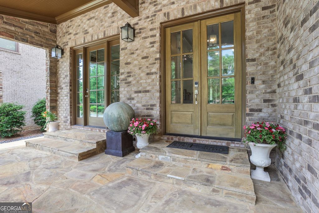 Photo of 3834 Chamblee Dunwoody Road, Atlanta, GA 30341 (MLS # 10768649)
