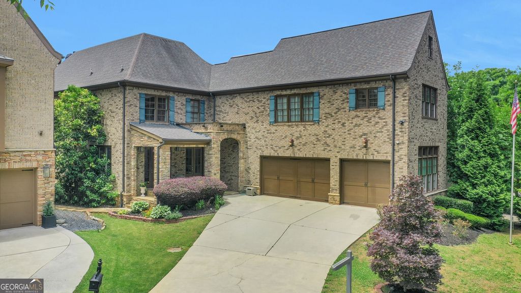 Photo of 3834 Chamblee Dunwoody Road, Atlanta, GA 30341 (MLS # 10768649)