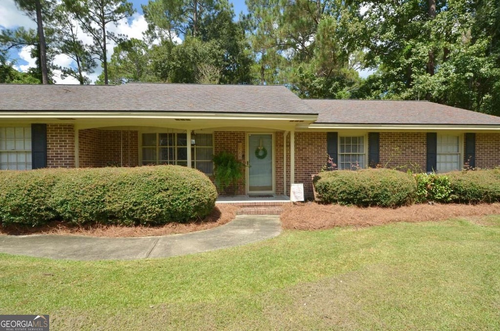 Photo of 1222 5th Avenue, Eastman, GA 31023 (MLS # 10841307)
