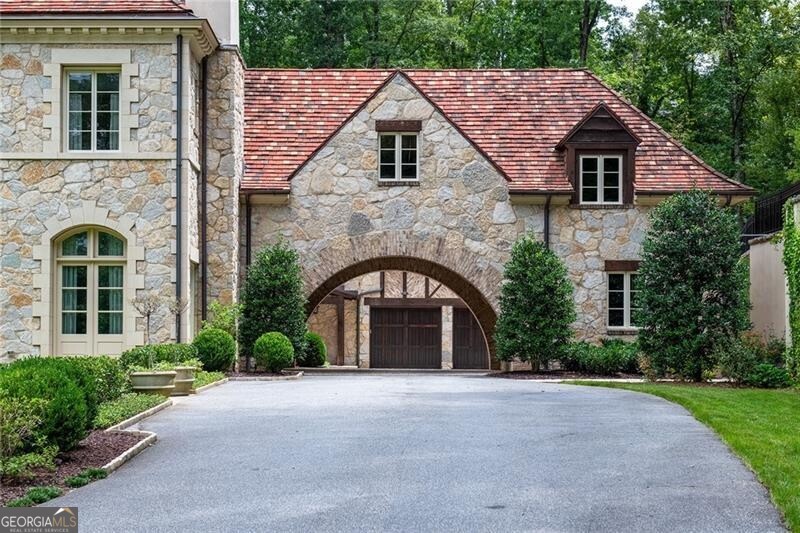 Sandy Springs - Residential