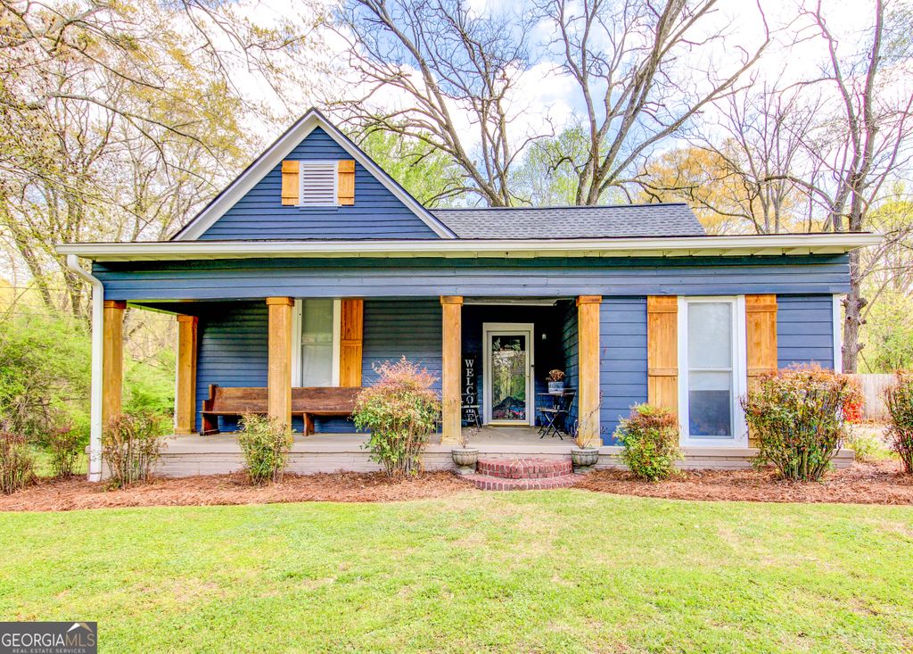 Photo of 226 Mill Street, Bowdon, GA 30108 (MLS # 10721981)