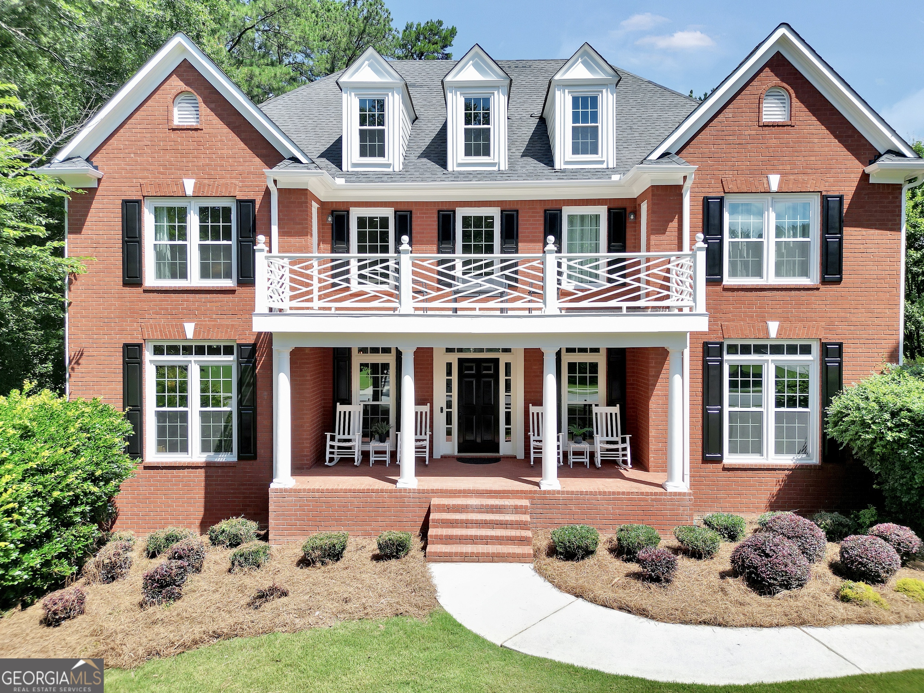 100 Castlebrook Chase