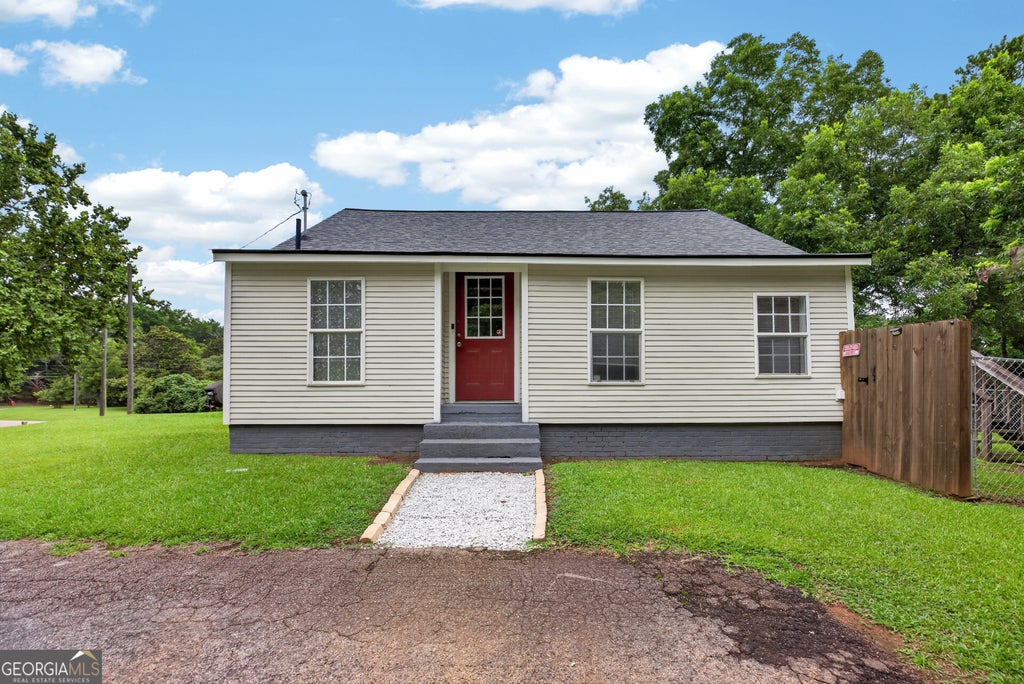 Photo of 5801 West Point Road, Lagrange, GA 30240 (MLS # 10807282)