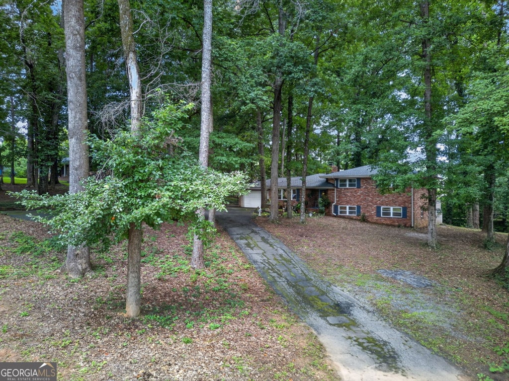 Photo of 3343 Dogwood Lane NW, Acworth, GA 30101 (MLS # 10841104)