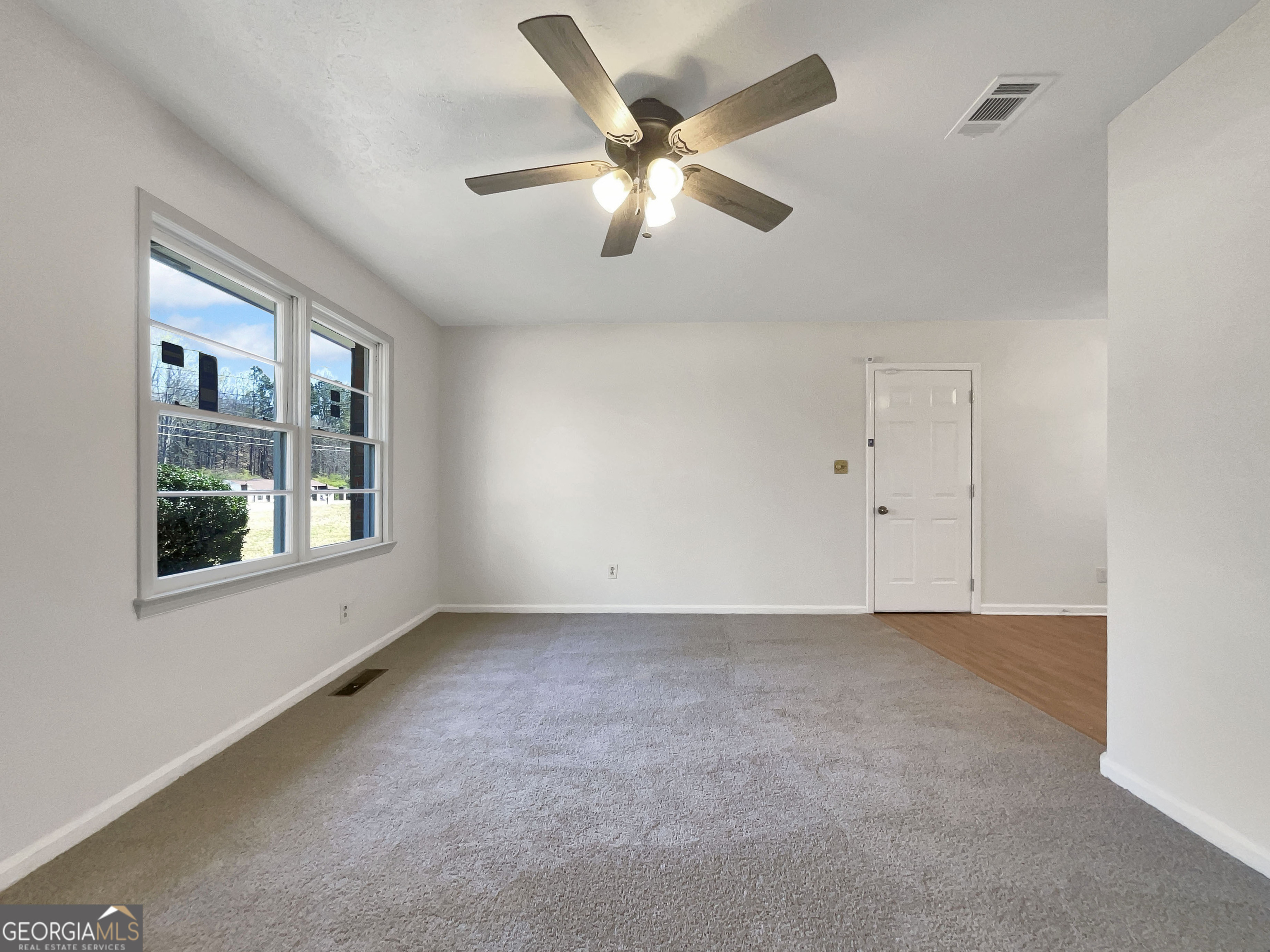 3686 Sweetbriar CIR