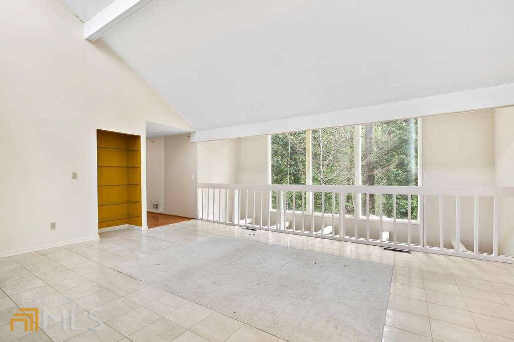 Kings Cove - Residential