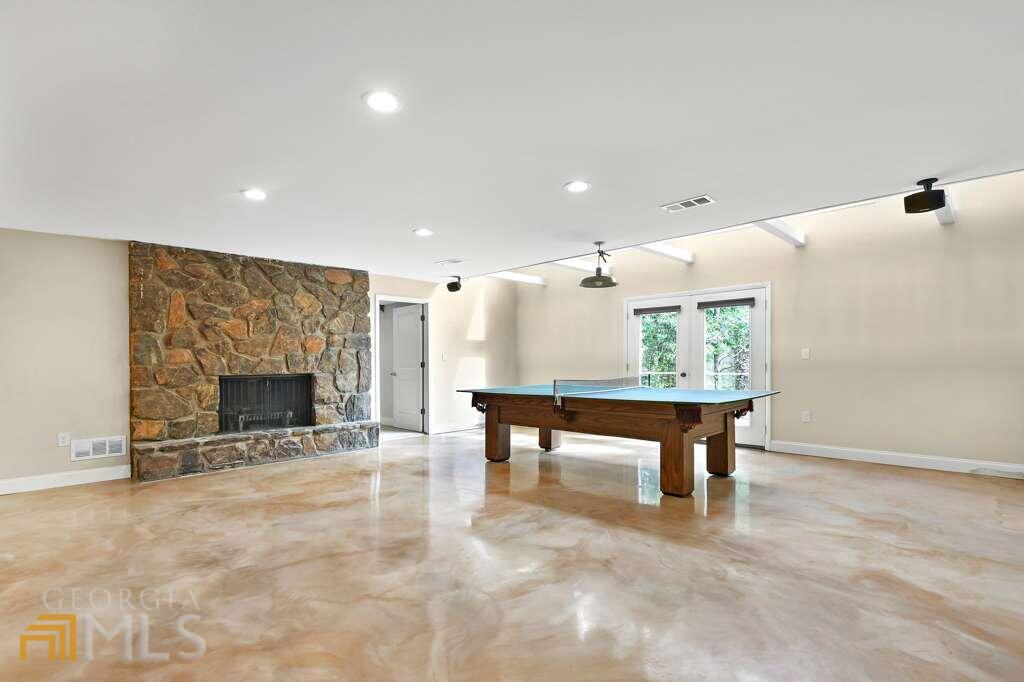 Kings Cove - Residential