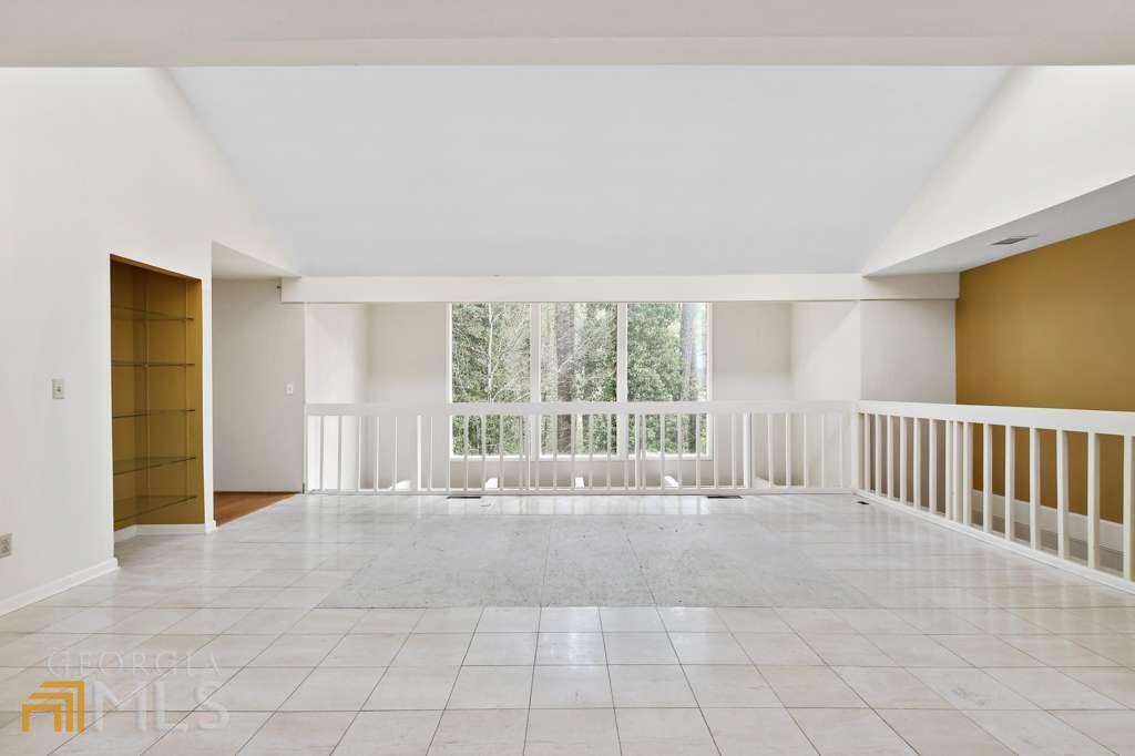 Kings Cove - Residential