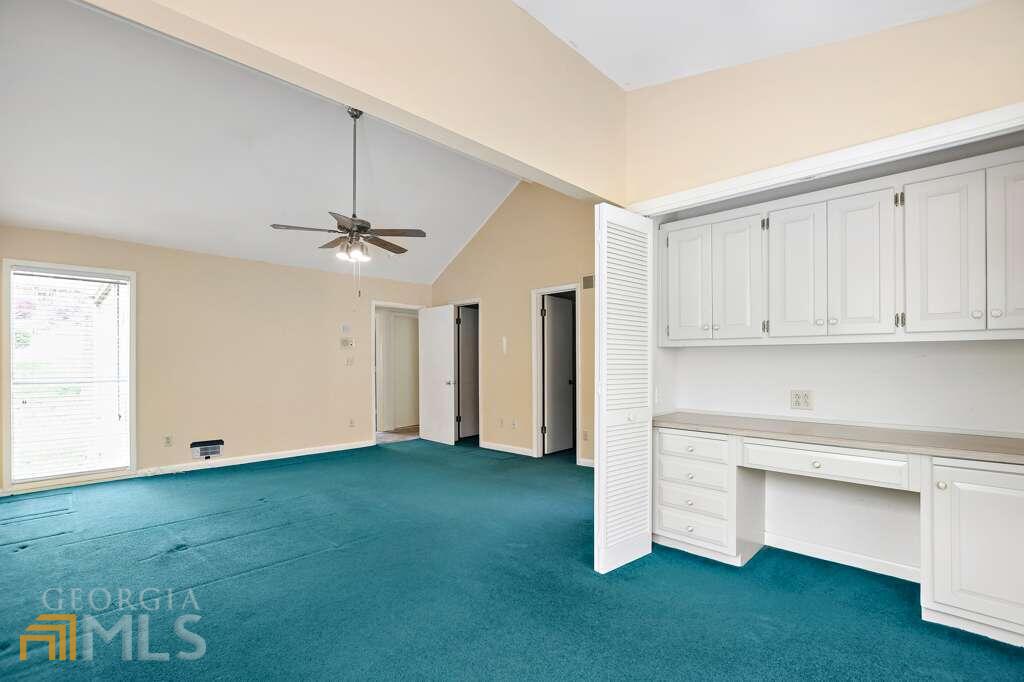 Kings Cove - Residential