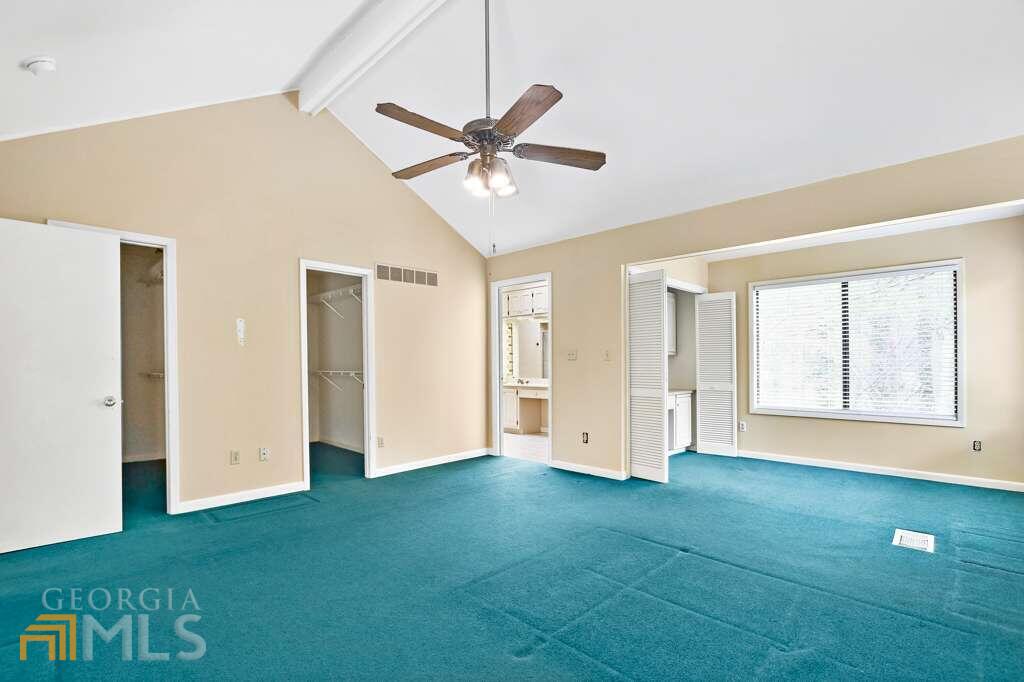 Kings Cove - Residential