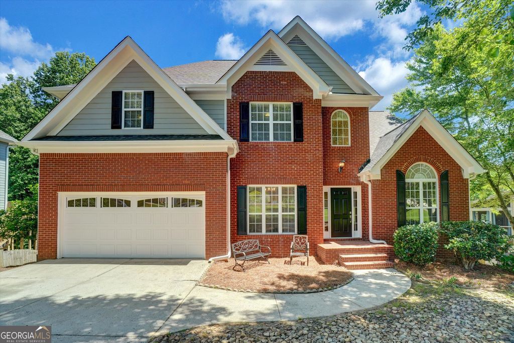 Photo of 6005 Lake Windsor Parkway, Buford, GA 30518 (MLS # 10766135)
