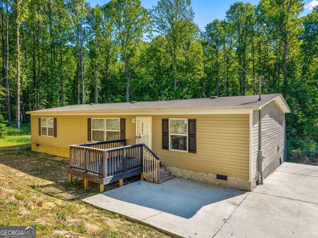 Photo of 2261 Barnes Drive, Gainesville, GA 30507 (MLS # 10741212)