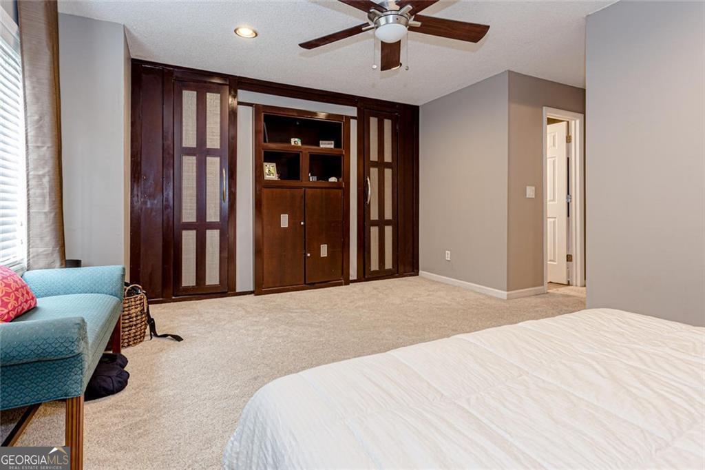 Barnes Mill Lake - Residential