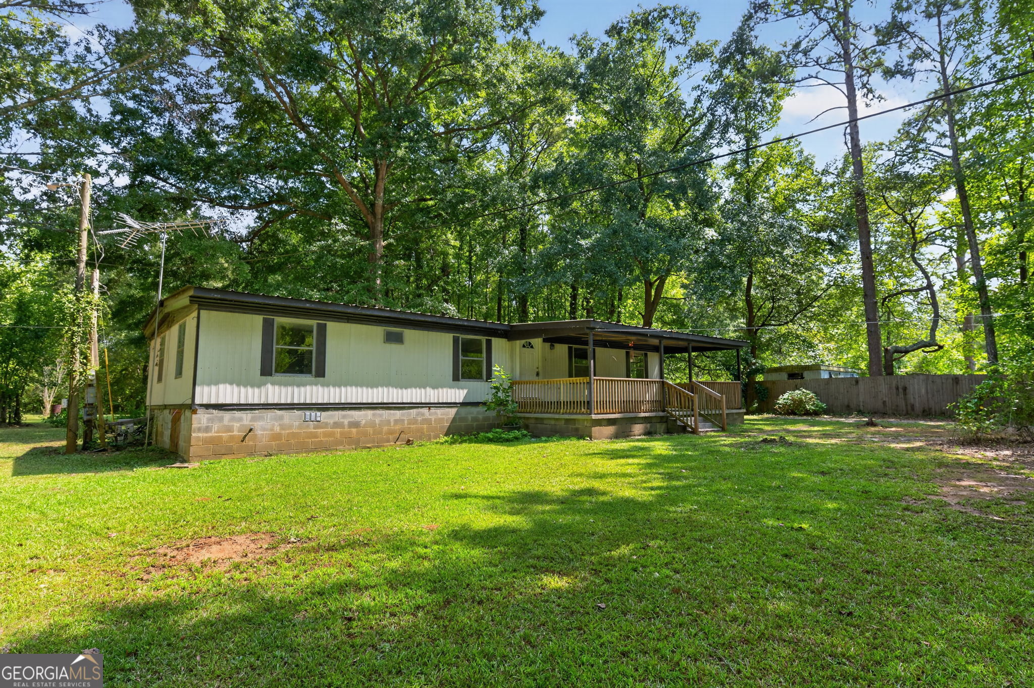 135 White Oak RD