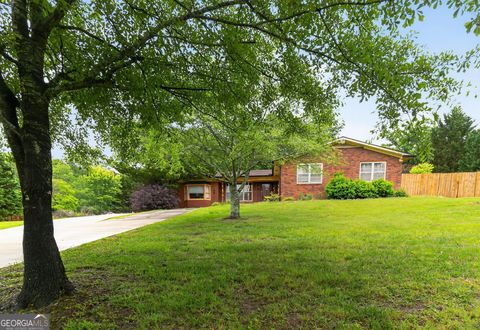 Photo of 127 Rains Circle, Summerville, GA 30747 (MLS # 10764466)
