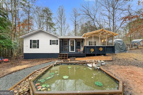 A home in Clarkesville