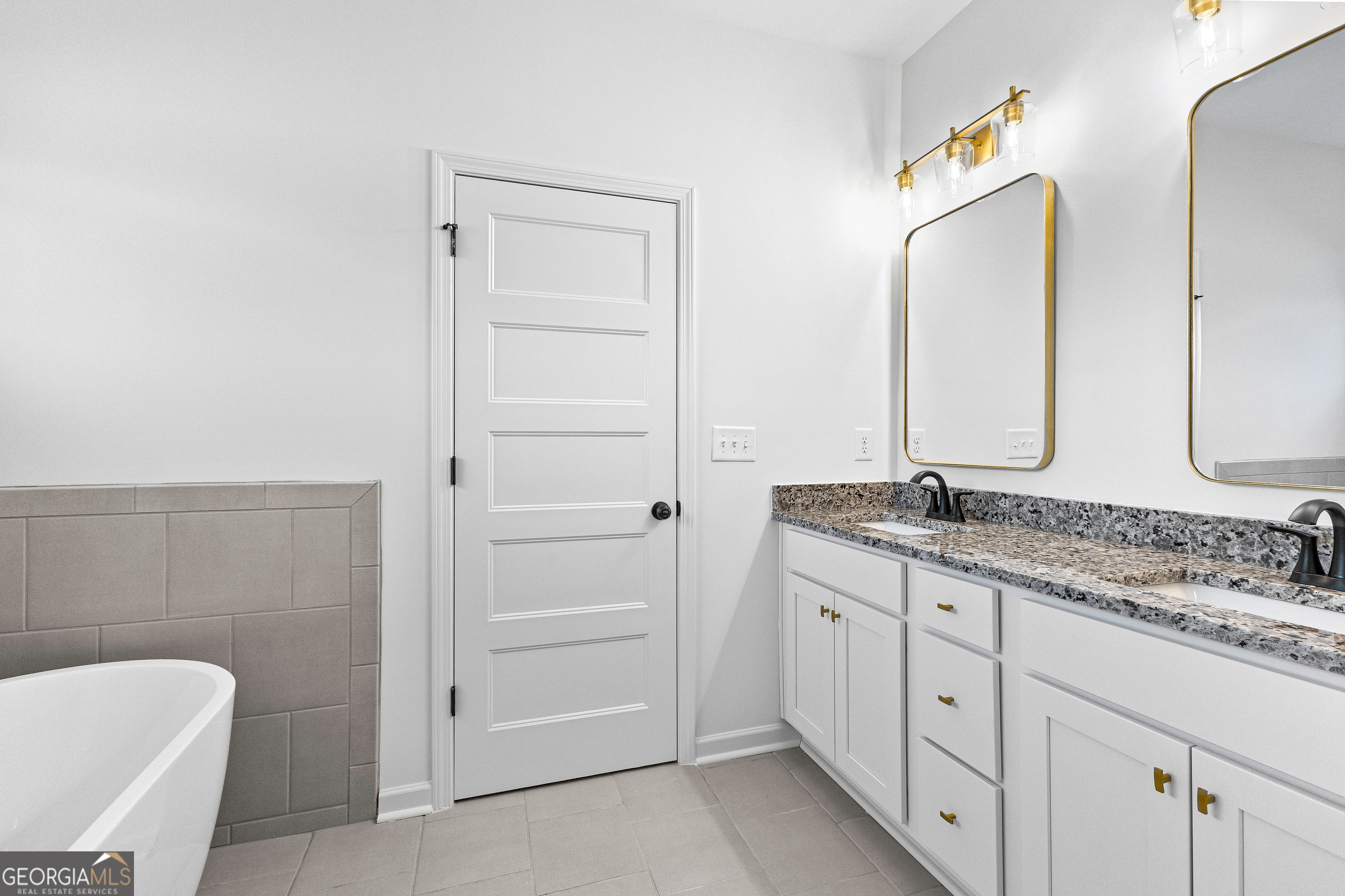 Senoia, Georgia 30276, United States, 4 Bedrooms Bedrooms, ,3 BathroomsBathrooms,Residential,Active,10656