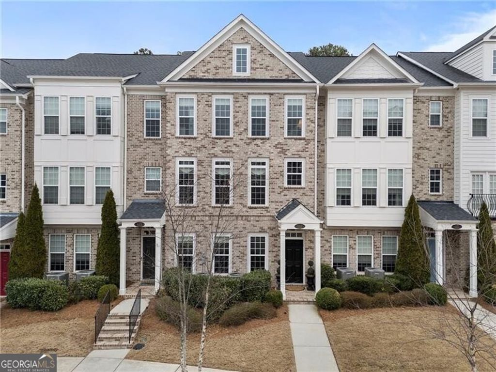Photo of 653 Hanlon Way, Alpharetta, GA 30009 (MLS # 10753933)