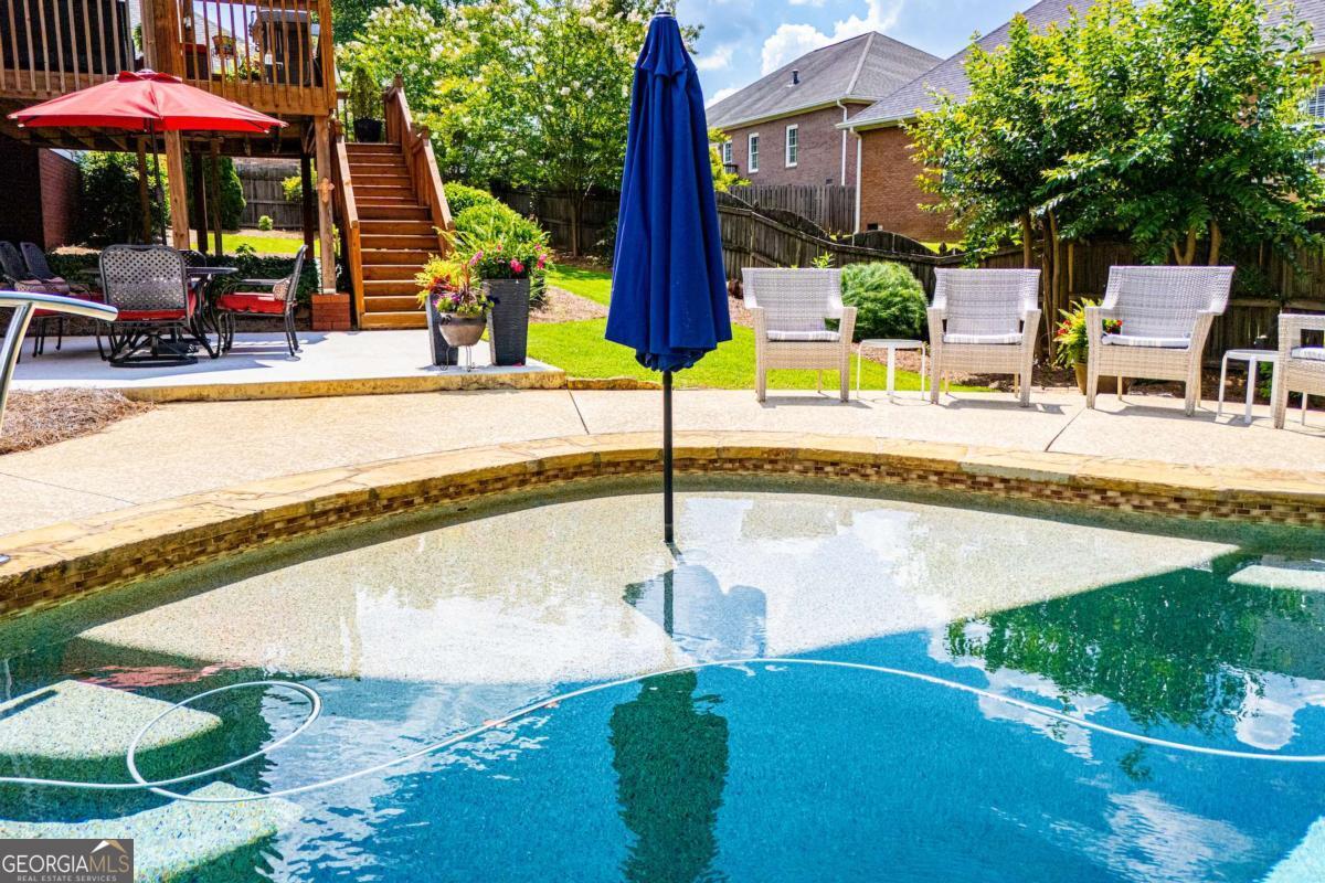 106 Emily CT