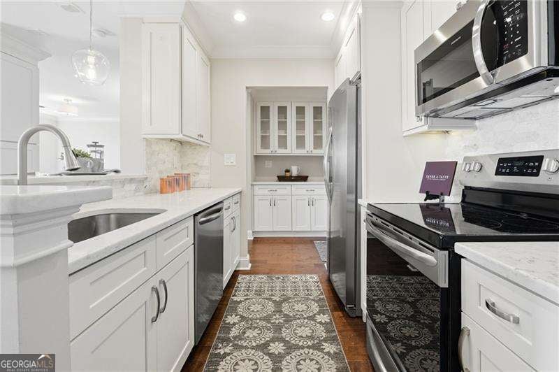 Photo of 300 Johnson Ferry Road #A803, Atlanta, GA 30328 (MLS # 10823300)