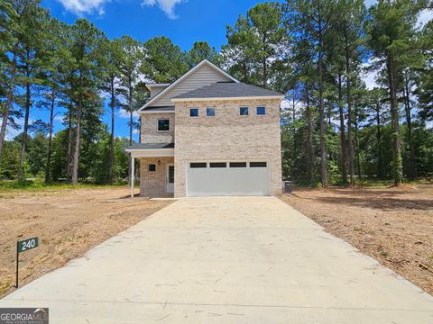 Single Family Residence in Cochran GA 240 Wood Oak Cir Circle.jpg