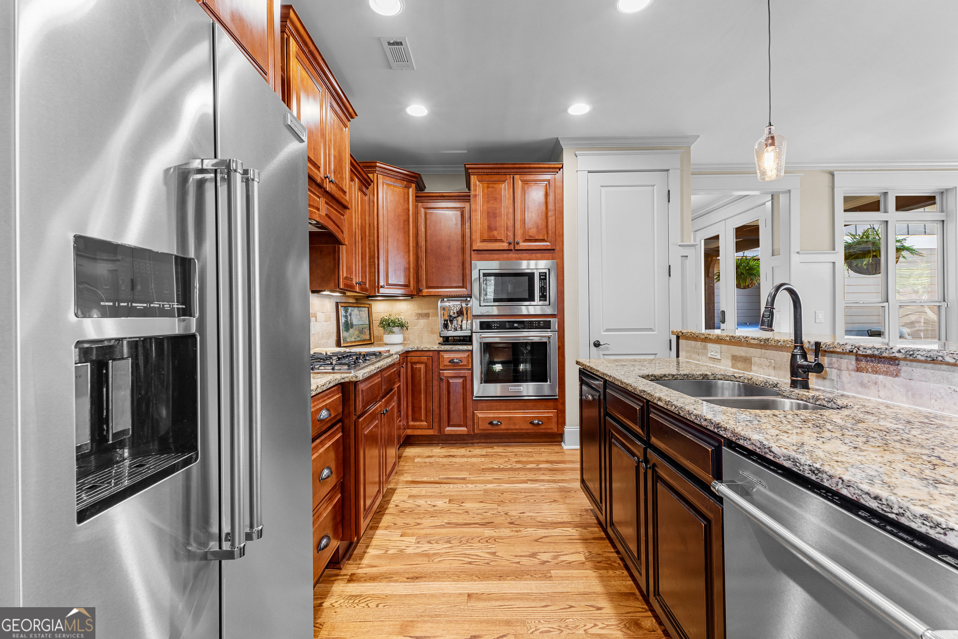 Peachtree City, Georgia 30269, United States, 6 Bedrooms Bedrooms, ,6 BathroomsBathrooms,Residential,Active,97127