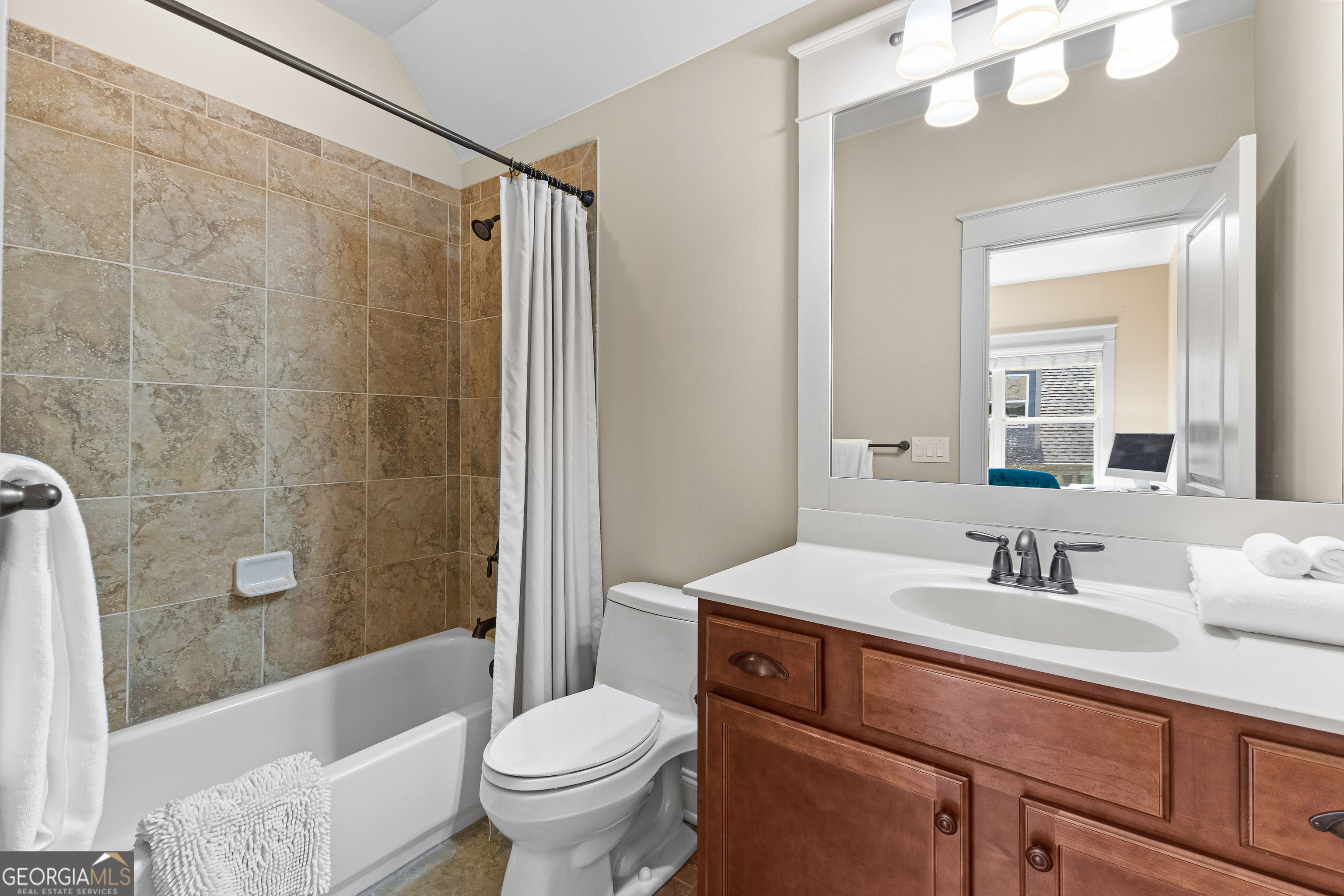 Peachtree City, Georgia 30269, United States, 6 Bedrooms Bedrooms, ,6 BathroomsBathrooms,Residential,Active,97127