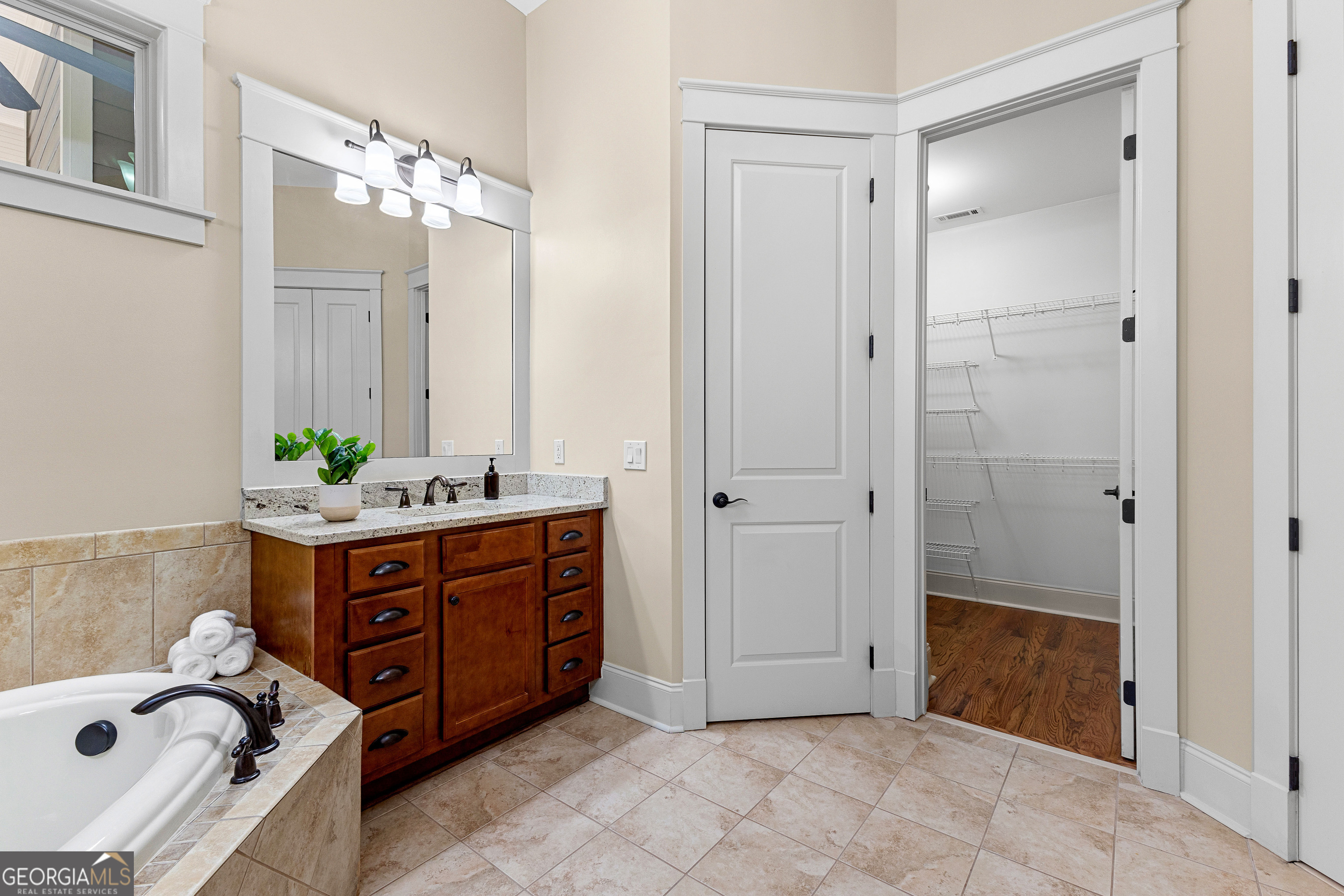 Peachtree City, Georgia 30269, United States, 6 Bedrooms Bedrooms, ,6 BathroomsBathrooms,Residential,Active,97127