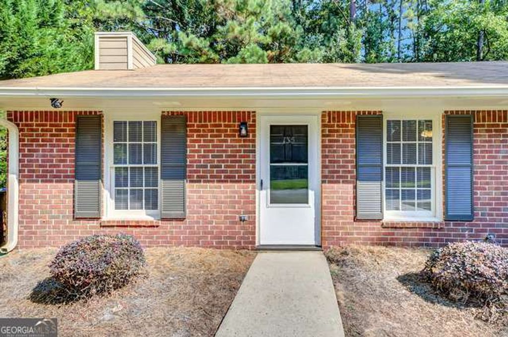 Photo of 135 Belle Drive, Fayetteville, GA 30214 (MLS # 10680235)