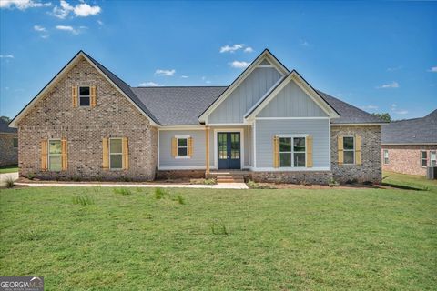 Photo of 91 River Ridge Drive, Hawkinsville, GA 31036 (MLS # 10668177)