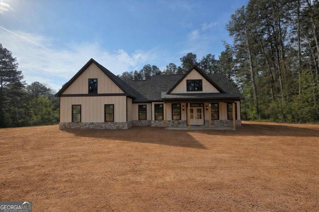 Photo of 4352 Cedarcrest Road, Acworth, GA 30101 (MLS # 10725222)