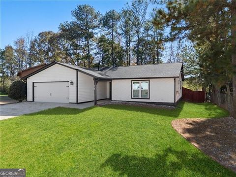 Photo of 3503 Riverchase Knolls, Decatur, GA 30034 (MLS # 10649357)