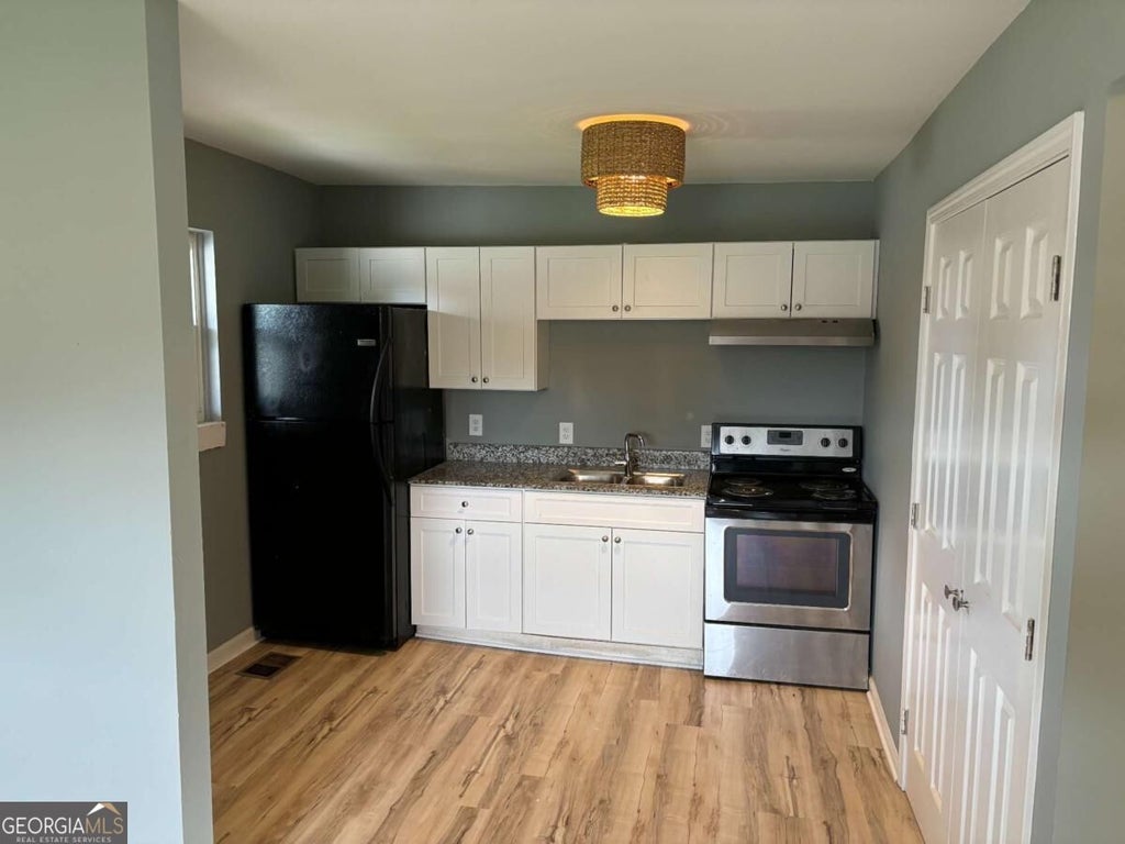 Photo of 389 Glenn Street SW, Atlanta, GA 30312 (MLS # 10851002)