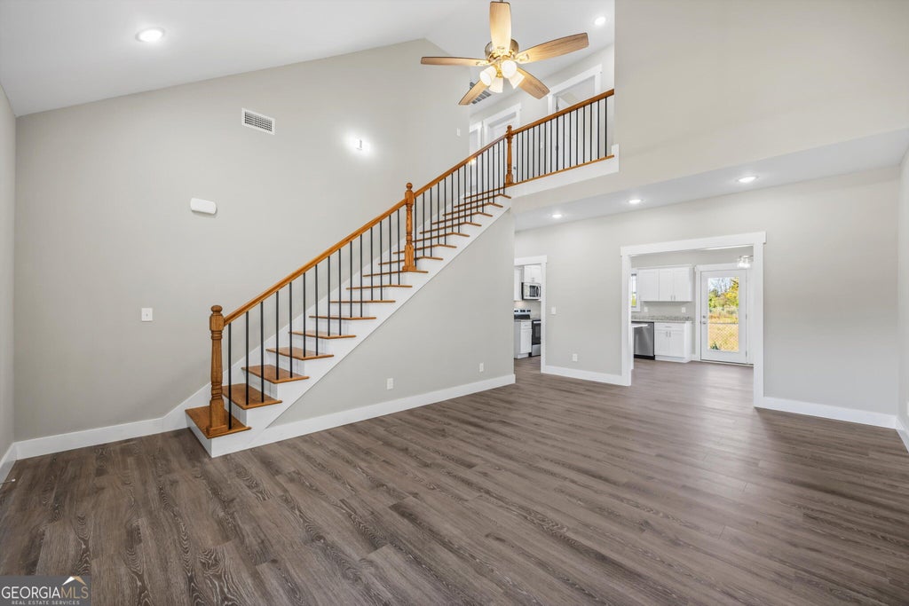 Photo of 81 Maddox Lane, Chatsworth, GA 30705 (MLS # 10869651)