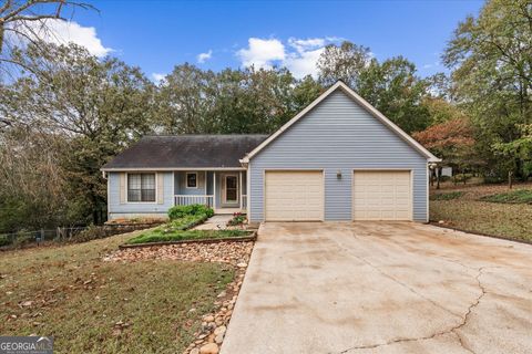 Photo of 5613 Yeager Ridge Drive, Douglasville, GA 30135 (MLS # 10632988)