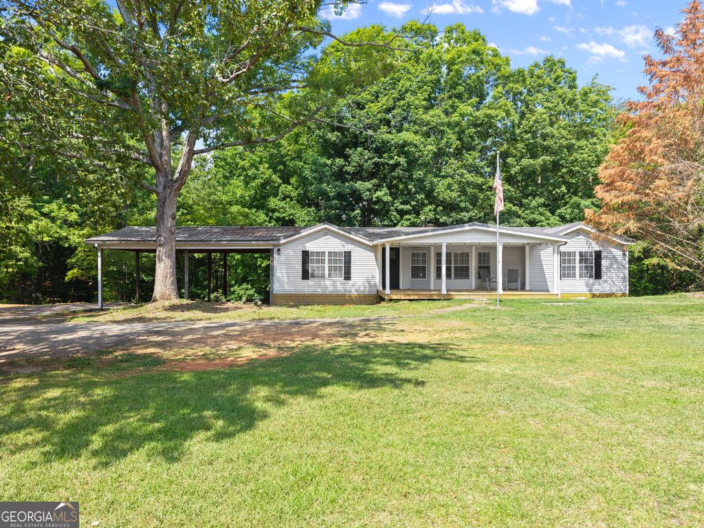 Photo of 3501 Looper Lake Road, Gainesville, GA 30506 (MLS # 10770201)