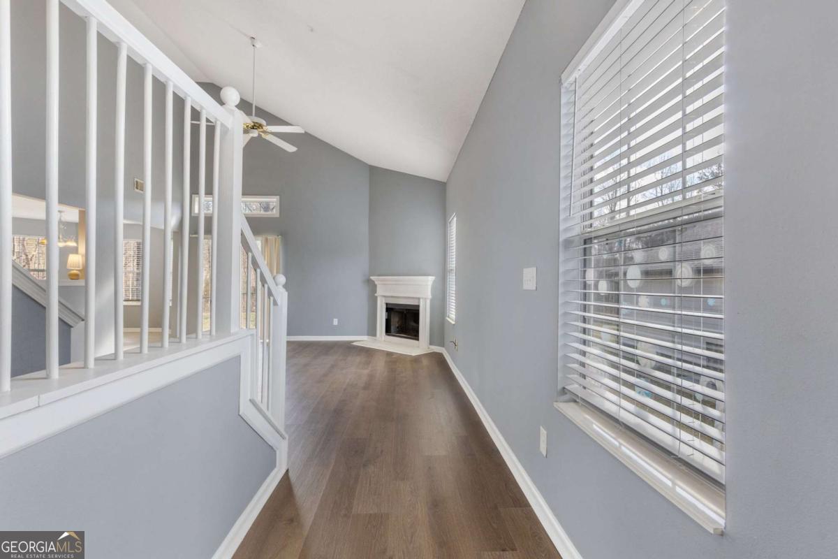 6582 Browns Mill Ferry DR