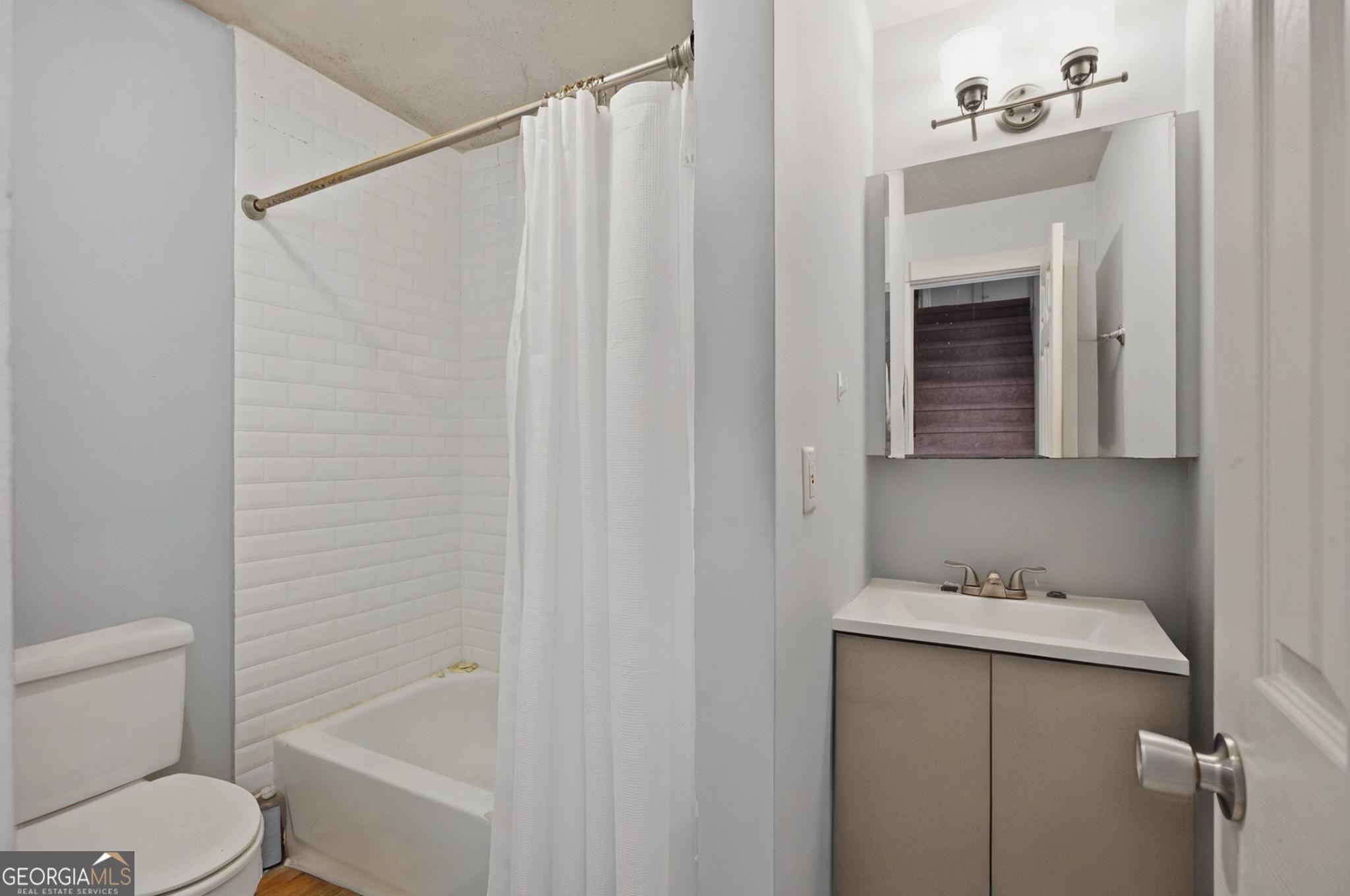 2790 Mount Vernon RD